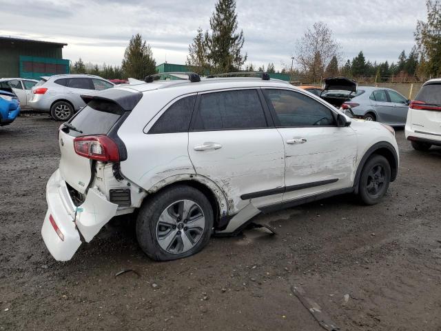 KNDCB3LC9K5316162 - 2019 KIA NIRO FE WHITE photo 3