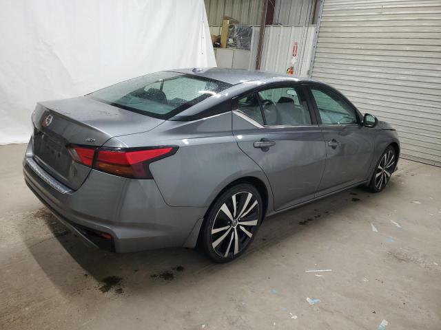 1N4BL4CVXMN406669 - 2021 NISSAN ALTIMA SR GRAY photo 3