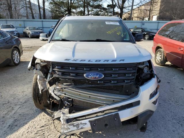 1FM5K8GT6HGD73315 - 2017 FORD EXPLORER SPORT SILVER photo 5