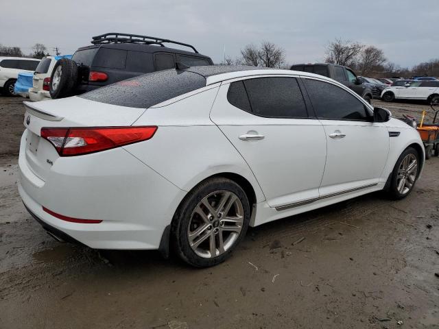 5XXGR4A6XDG128443 - 2013 KIA OPTIMA SX WHITE photo 3