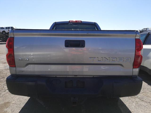 5TFUM5F16EX056249 - 2014 TOYOTA TUNDRA DOUBLE CAB SR/SR5 SILVER photo 6