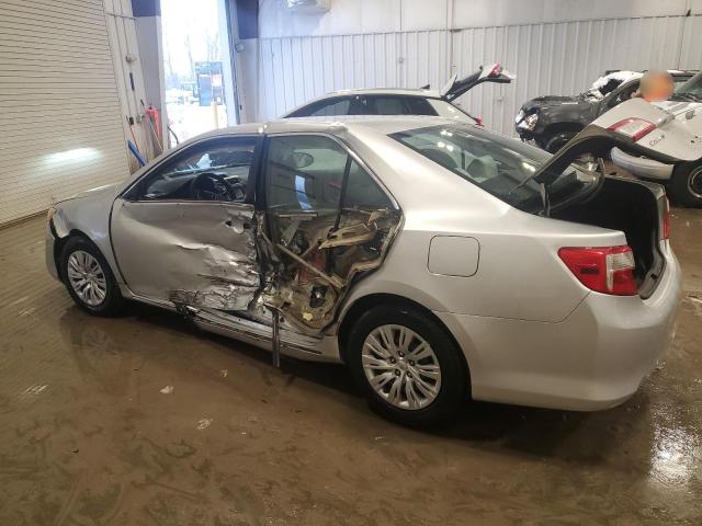 4T4BF1FK1CR239478 - 2012 TOYOTA CAMRY BASE SILVER photo 2