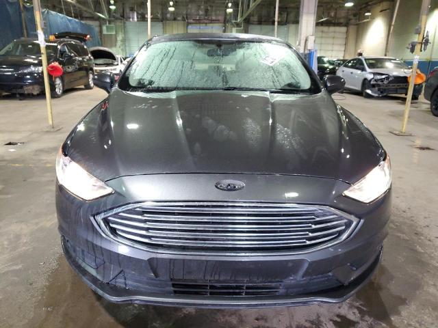 3FA6P0H78HR278931 - 2017 FORD FUSION SE GRAY photo 5