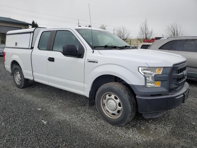 1FTEX1C80GKE77454 - 2016 FORD F150 SUPER CAB WHITE photo 4