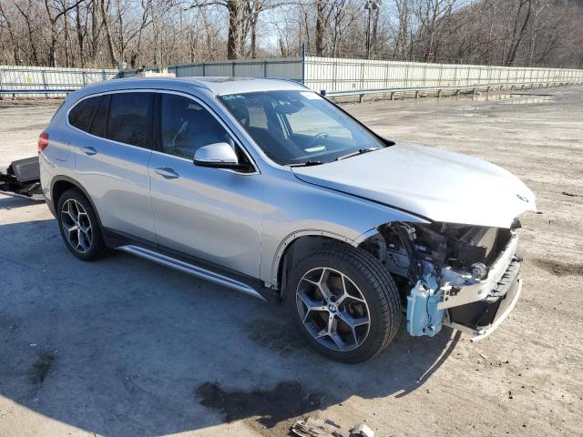 WBXHT3C54K3H33971 - 2019 BMW X1 XDRIVE28I SILVER photo 4