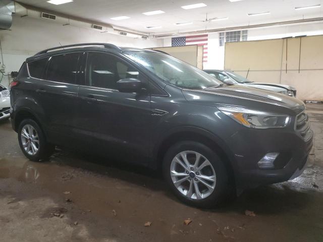 1FMCU0GD6JUC90664 - 2018 FORD ESCAPE SE GRAY photo 4