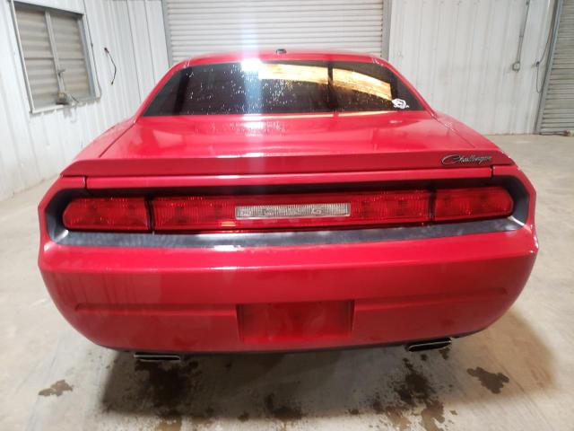 2C3CDYAGXCH131128 - 2012 DODGE CHALLENGER SXT RED photo 6