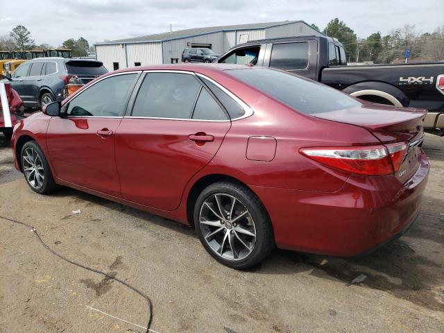 4T1BF1FK6GU581783 - 2016 TOYOTA CAMRY LE RED photo 2