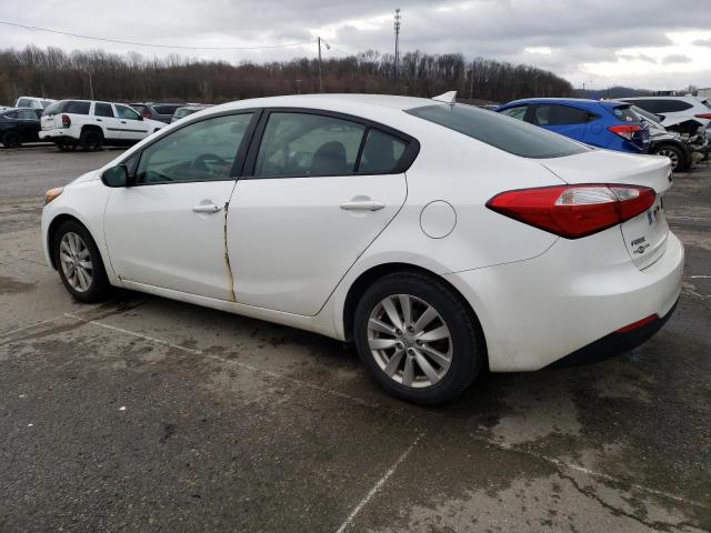 KNAFX4A67F5271324 - 2015 KIA FORTE LX WHITE photo 2