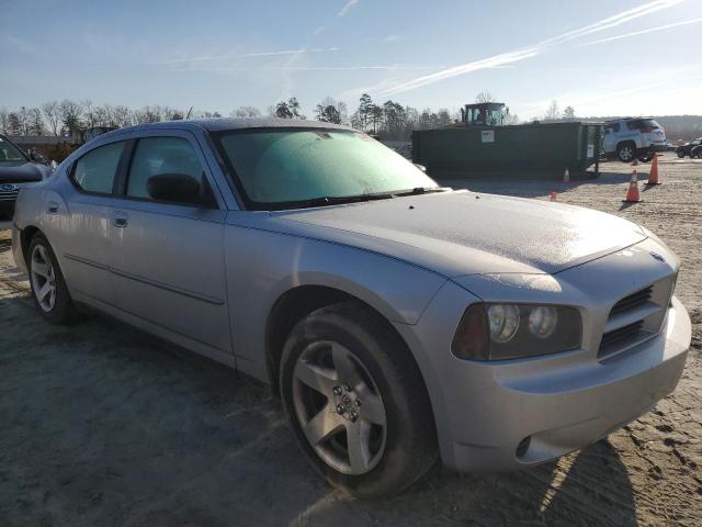 2B3KA43H48H233337 - 2008 DODGE CHARGER SILVER photo 4