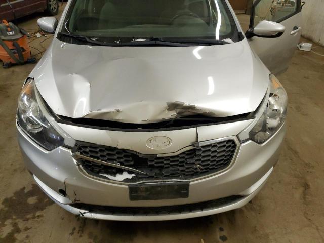 KNAFK4A69E5149738 - 2014 KIA FORTE LX SILVER photo 11