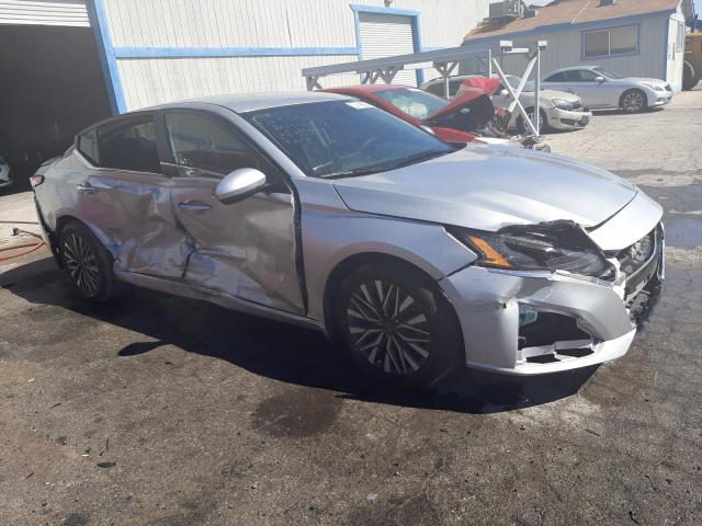 1N4BL4DVXPN403290 - 2023 NISSAN ALTIMA SV SILVER photo 4