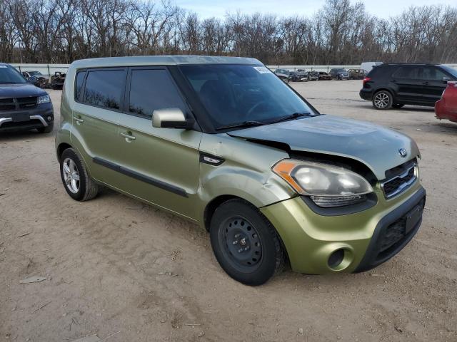 KNDJT2A57D7577025 - 2013 KIA SOUL GREEN photo 4