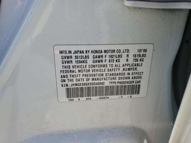 JHMGE886X9S040092 - 2009 HONDA FIT SPORT WHITE photo 12