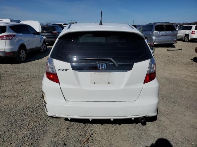 JHMGE886X9S040092 - 2009 HONDA FIT SPORT WHITE photo 6