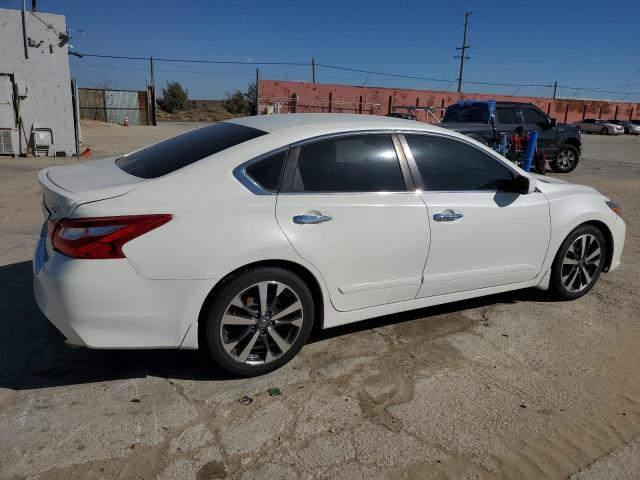 1N4AL3AP6GC295385 - 2016 NISSAN ALTIMA 2.5 WHITE photo 3