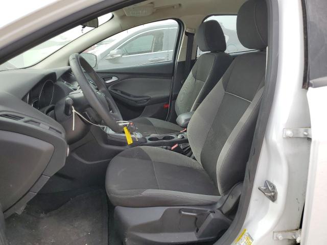 1FADP3K26EL392796 - 2014 FORD FOCUS SE WHITE photo 7