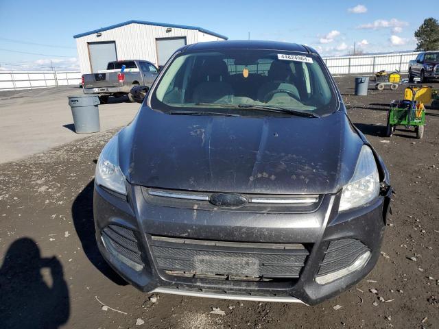 1FMCU9GX7FUB04247 - 2015 FORD ESCAPE SE GRAY photo 5