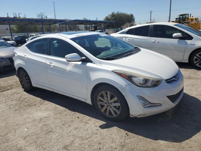 5NPDH4AE9FH549526 - 2015 HYUNDAI ELANTRA SE WHITE photo 4