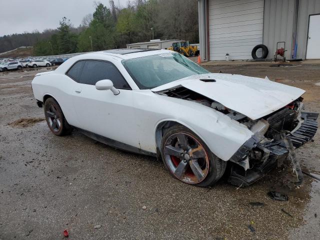 2C3CDYAG3EH196535 - 2014 DODGE CHALLENGER SXT WHITE photo 4