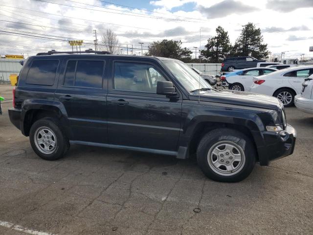 1J8FT28B09D178010 - 2009 JEEP PATRIOT SPORT BLACK photo 4