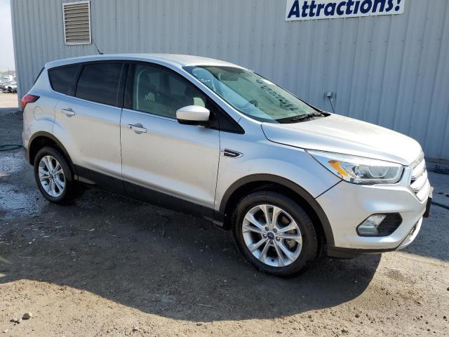 1FMCU0GD9KUA07899 - 2019 FORD ESCAPE SE GRAY photo 4