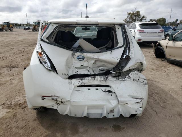 1N4AZ0CP2FC318394 - 2015 NISSAN LEAF S WHITE photo 6