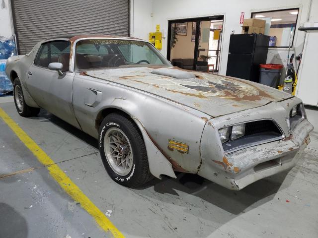 2W87Z8N131394 - 1978 PONTIAC TRANS AM SILVER photo 4