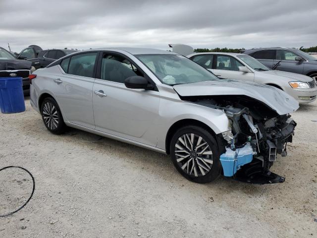 1N4BL4DV7RN346730 - 2024 NISSAN ALTIMA SV SILVER photo 4