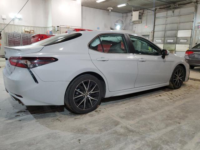 4T1T11BK4RU108993 - 2024 TOYOTA CAMRY SE NIGHT SHADE WHITE photo 3