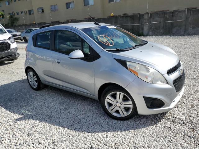 KL8CD6S97FC735722 - 2015 CHEVROLET SPARK 1LT SILVER photo 4