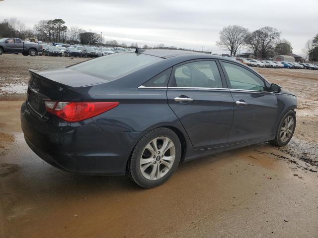 5NPEC4AC0CH422743 - 2012 HYUNDAI SONATA SE BLACK photo 3