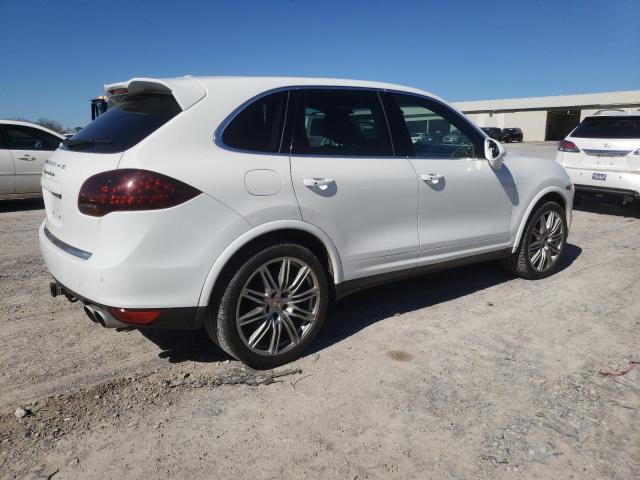 WP1AC2A20DLA92317 - 2013 PORSCHE CAYENNE TURBO WHITE photo 3