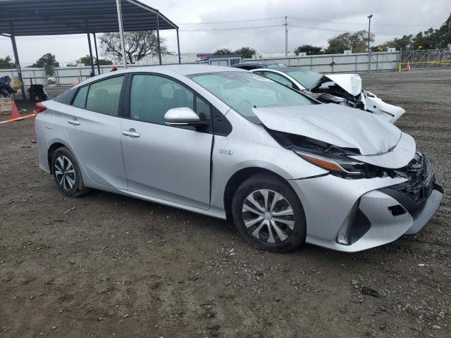 JTDKARFP9K3114739 - 2019 TOYOTA PRIUS PRIM 银色 照片 4