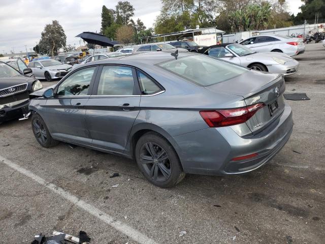 3VW7M7BU8PM048992 - 2023 VOLKSWAGEN JETTA SE GRAY photo 2