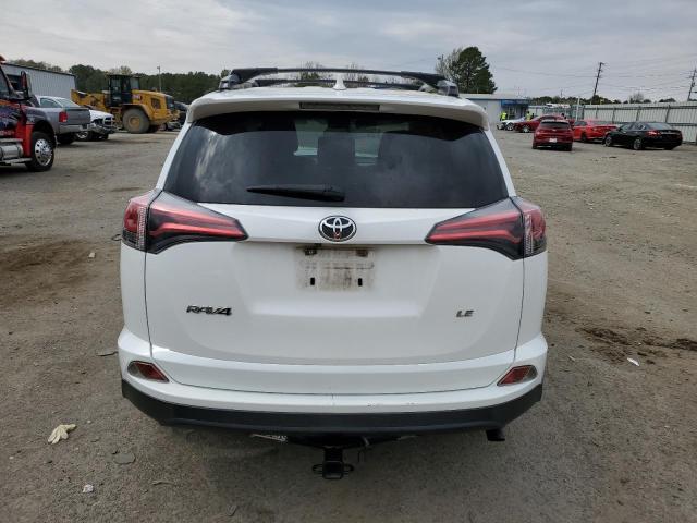 JTMZFREV1JJ181636 - 2018 TOYOTA RAV4 LE WHITE photo 6