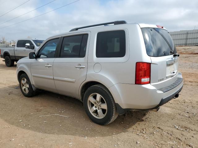 5FNYF3H49AB002150 - 2010 HONDA PILOT EX SILVER photo 2