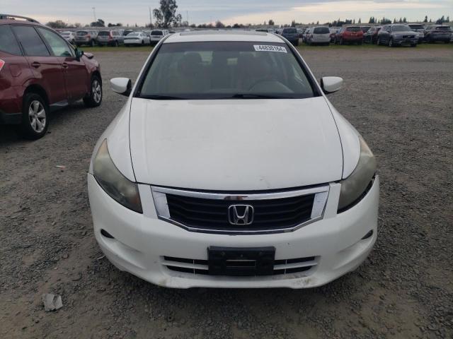 1HGCP3F84AA011703 - 2010 HONDA ACCORD EXL WHITE photo 5