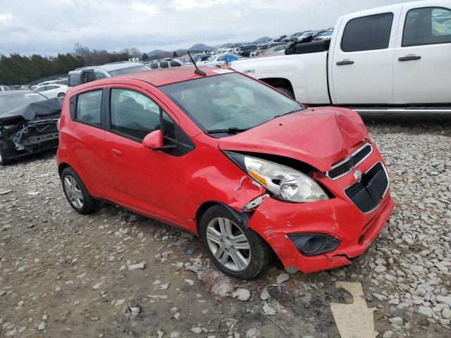 KL8CD6S92DC525395 - 2013 CHEVROLET SPARK 1LT RED photo 4