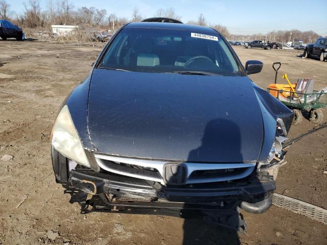 1HGCM56486A060833 - 2006 HONDA ACCORD LX BLUE photo 5