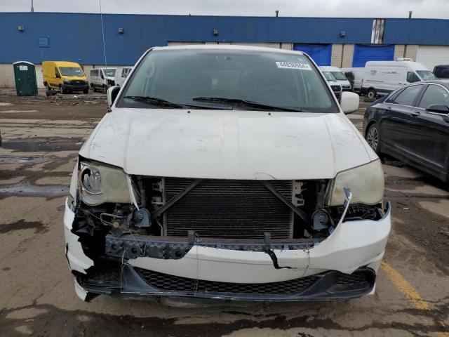 2D4RN3DG8BR640647 - 2011 DODGE GRAND CARA MAINSTREET WHITE photo 5