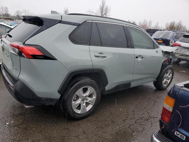 2T3W1RFVXLC085350 - 2020 TOYOTA RAV4 XLE GRAY photo 3