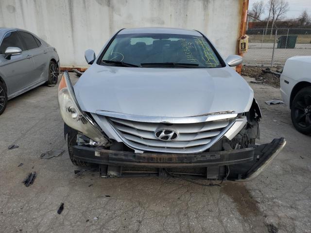 5NPEB4AC5BH287566 - 2011 HYUNDAI SONATA GLS SILVER photo 5