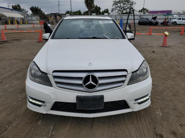 WDDGF4HB5EG249831 - 2014 MERCEDES-BENZ C 250 WHITE photo 5