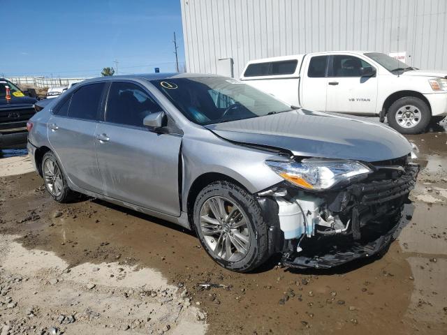 4T1BF1FK4FU985700 - 2015 TOYOTA CAMRY LE SILVER photo 4