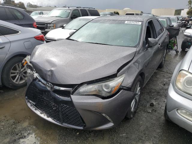 4T1BF1FK5FU065350 - 2015 TOYOTA CAMRY LE GRAY photo 1