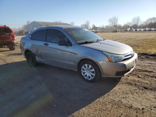 1FAHP32N58W231306 - 2008 FORD FOCUS S/SE SILVER photo 4