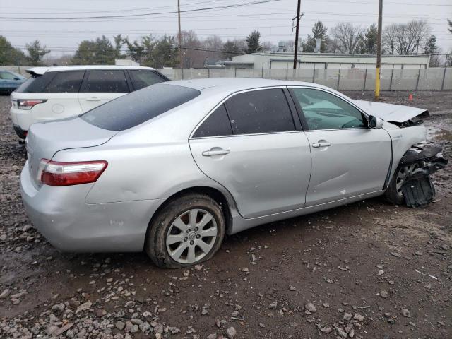 4T1BB46K68U036049 - 2008 TOYOTA CAMRY HYBRID SILVER photo 3