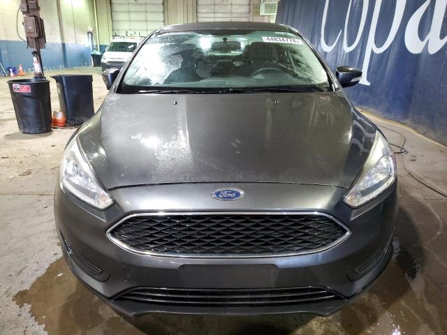 1FADP3FE2JL228945 - 2018 FORD FOCUS SE GRAY photo 5