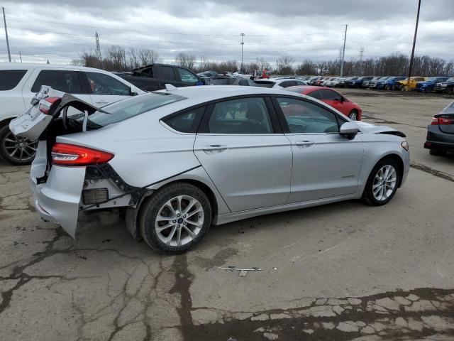 3FA6P0LU4KR167474 - 2019 FORD FUSION SE SILVER photo 3